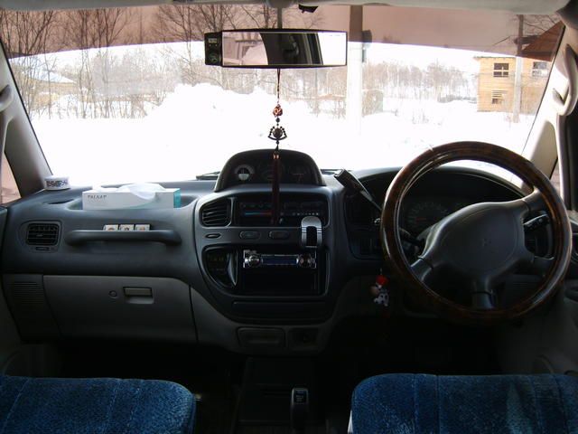 1996 Mitsubishi Delica