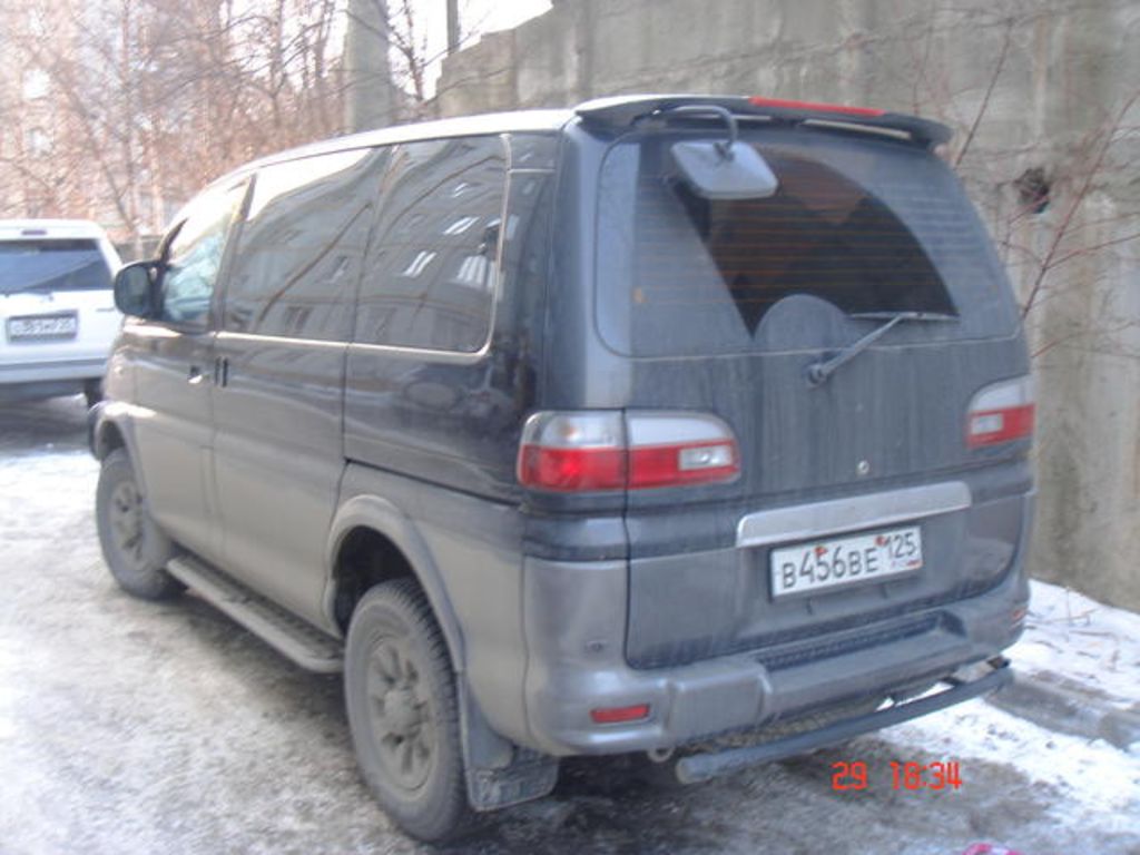 1996 Mitsubishi Delica