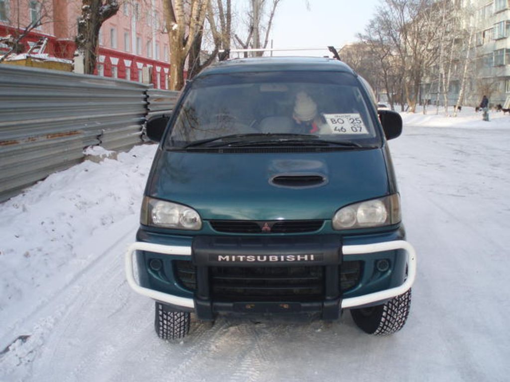 1996 Mitsubishi Delica