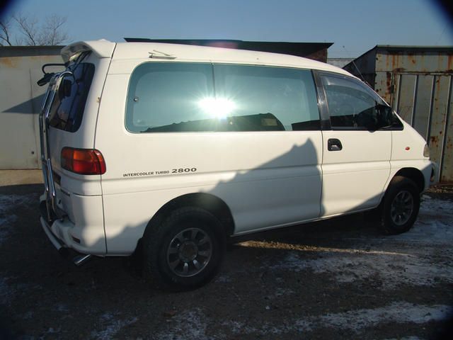 1996 Mitsubishi Delica