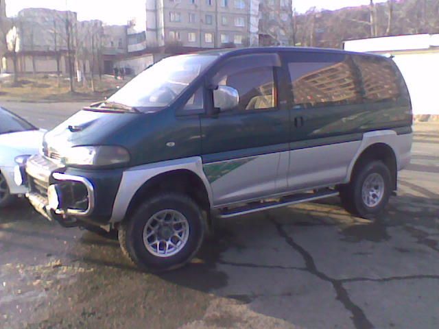 1996 Mitsubishi Delica