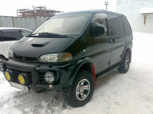 1996 Mitsubishi Delica