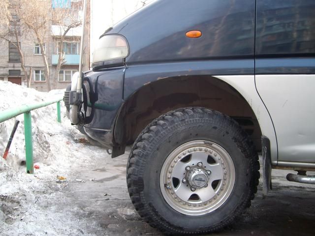 1996 Mitsubishi Delica