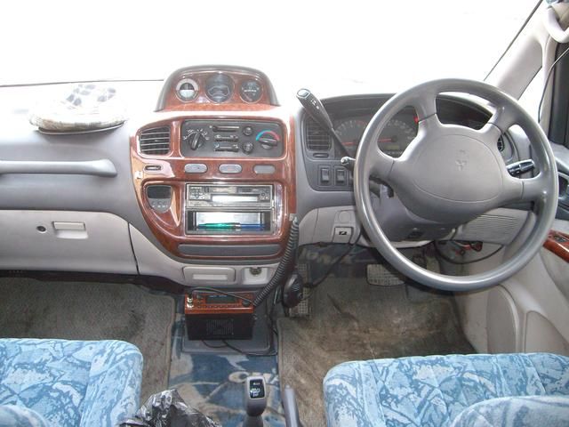 1996 Mitsubishi Delica