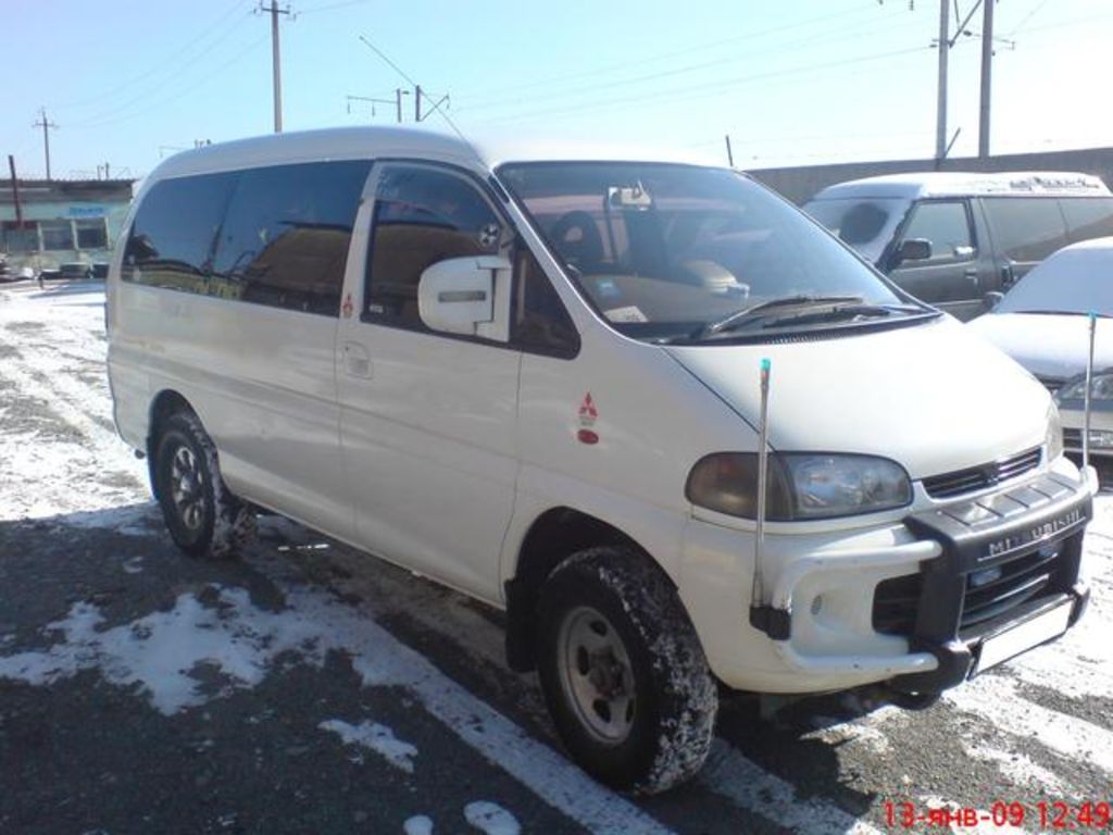1996 Mitsubishi Delica