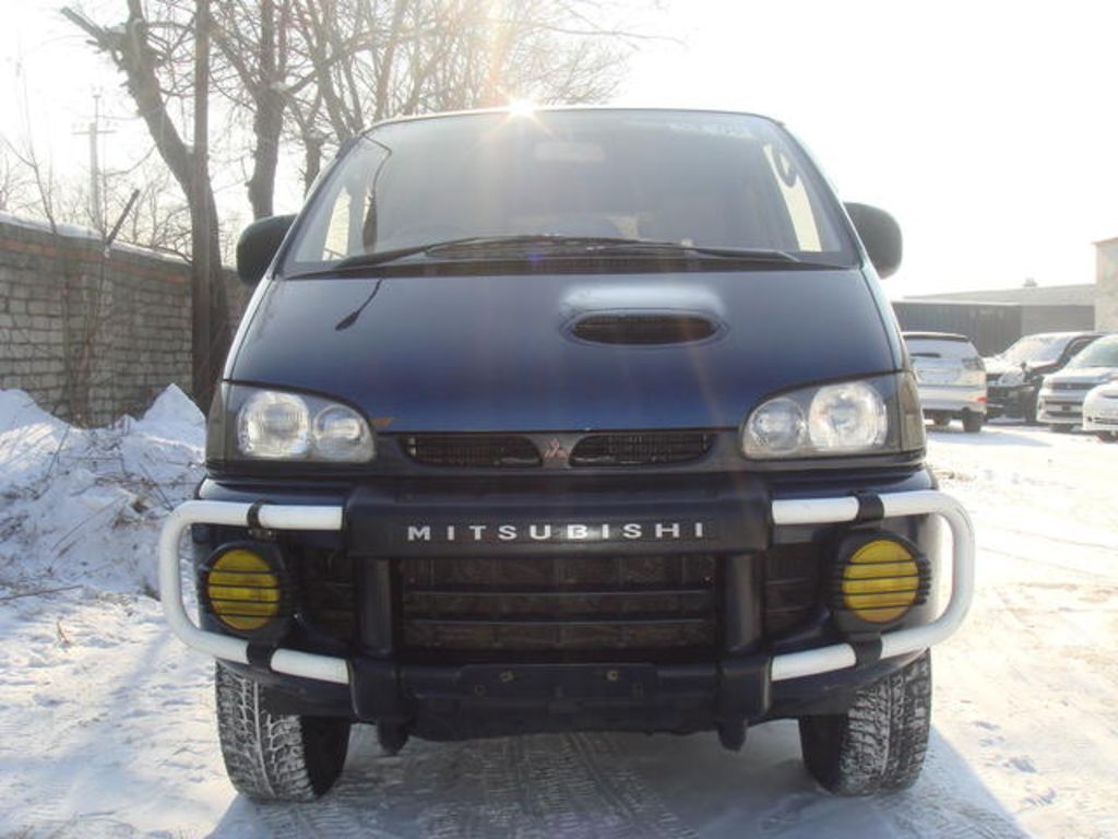 1996 Mitsubishi Delica