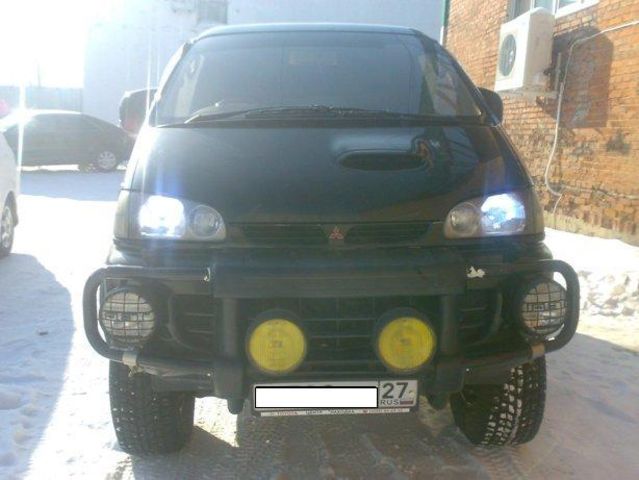 1996 Mitsubishi Delica