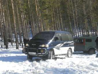 1996 Mitsubishi Delica