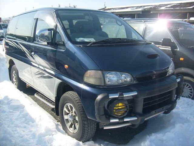 1996 Mitsubishi Delica