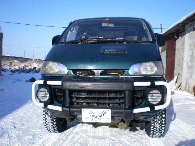 1996 Mitsubishi Delica