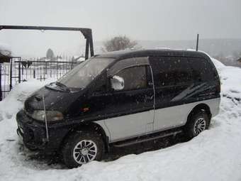 1996 Mitsubishi Delica Photos