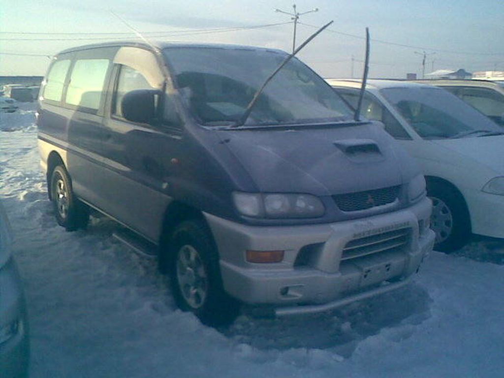 1996 Mitsubishi Delica