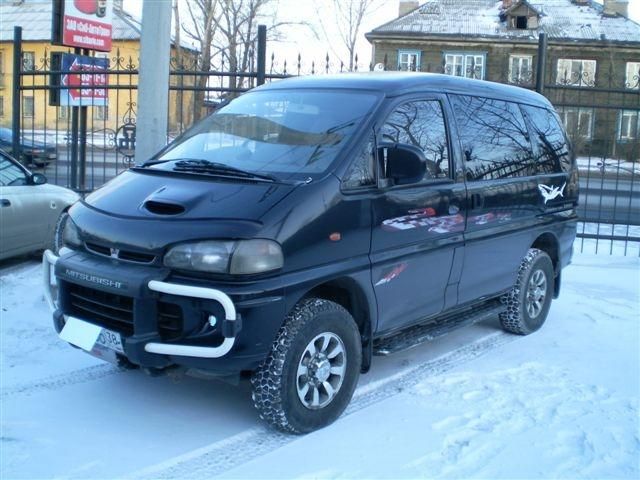 1996 Mitsubishi Delica