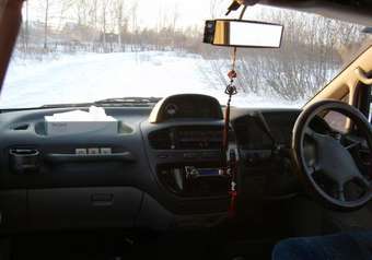 1996 Mitsubishi Delica Photos