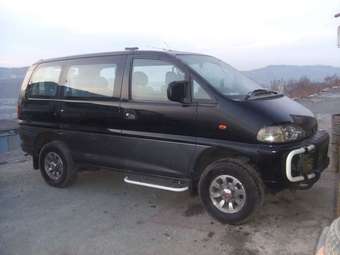 1996 Mitsubishi Delica Pictures