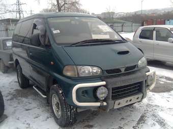 1996 Mitsubishi Delica Photos