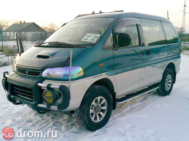 1996 Mitsubishi Delica