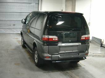1996 Mitsubishi Delica Pictures