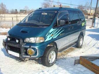 1996 Mitsubishi Delica Wallpapers