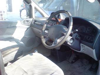 1996 Mitsubishi Delica Photos