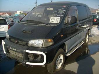 1996 Mitsubishi Delica Images