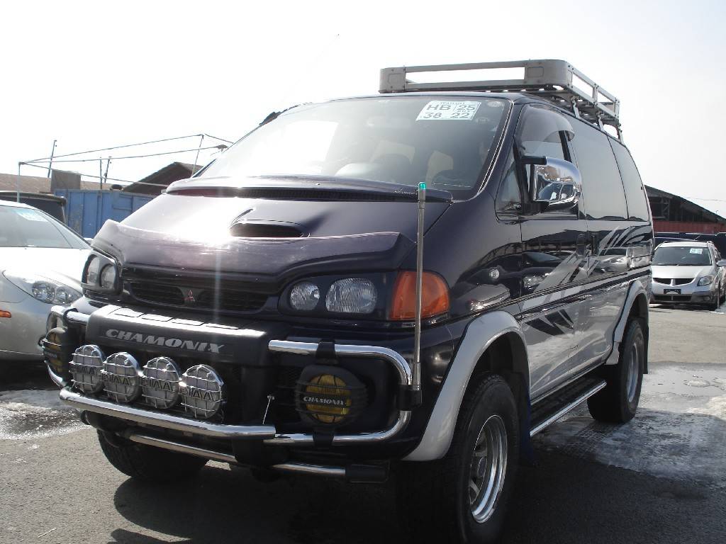 1996 Mitsubishi Delica