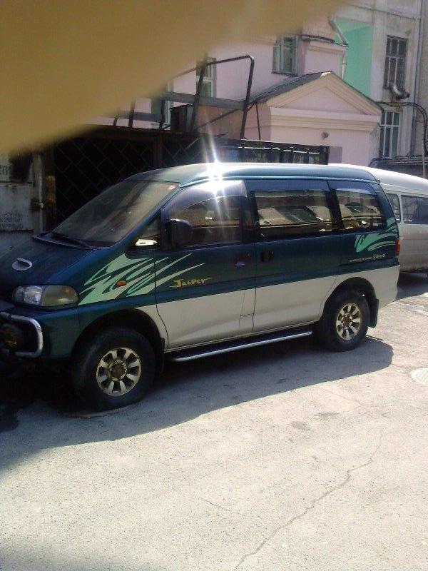 1996 Mitsubishi Delica