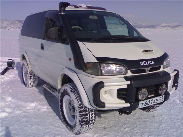 1996 Mitsubishi Delica