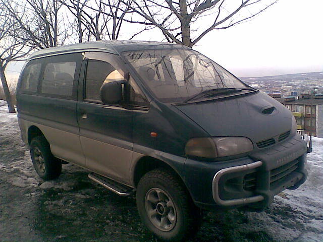 1996 Mitsubishi Delica