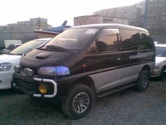 1996 Mitsubishi Delica