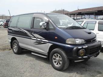 1996 Mitsubishi Delica Pictures