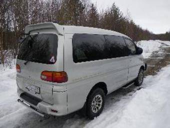 1996 Mitsubishi Delica Photos