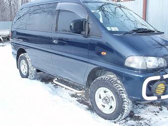 1996 Mitsubishi Delica Pics