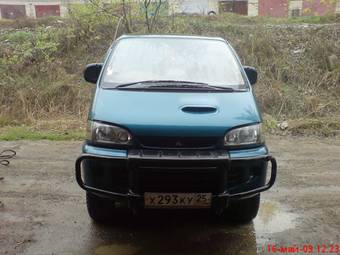 1996 Mitsubishi Delica Images