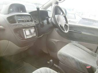 1996 Mitsubishi Delica Pictures