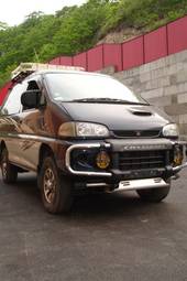 1996 Mitsubishi Delica Photos