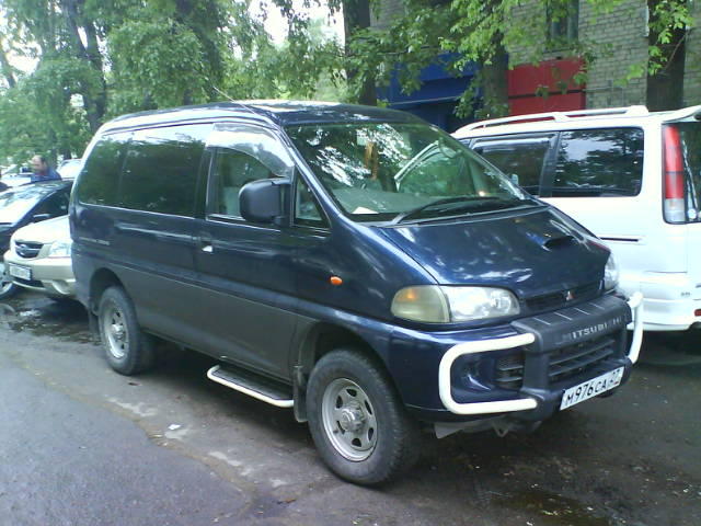 1996 Mitsubishi Delica