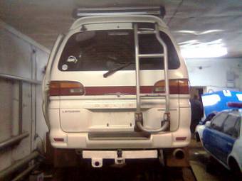 1996 Mitsubishi Delica Pics