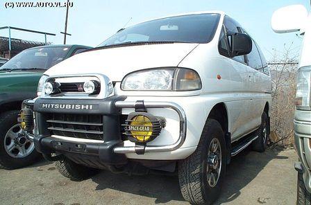 1996 Mitsubishi Delica