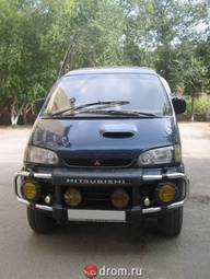 1996 Mitsubishi Delica Pics