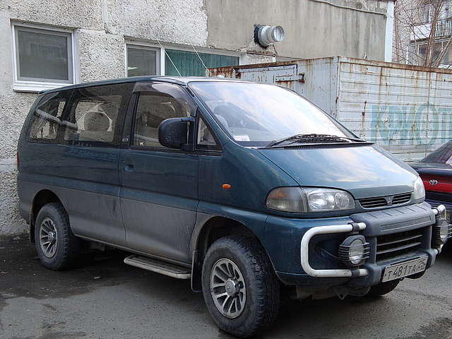1996 Mitsubishi Delica