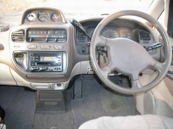 1996 Mitsubishi Delica Photos