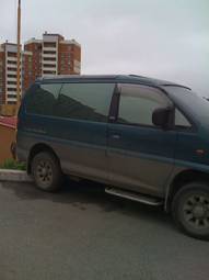 1996 Mitsubishi Delica Pictures