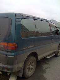 1996 Mitsubishi Delica Photos