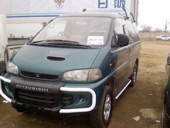 1996 Mitsubishi Delica Pictures