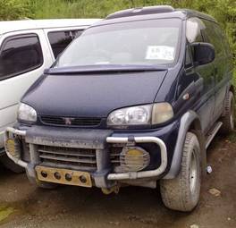 1996 Mitsubishi Delica Wallpapers