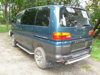1996 Mitsubishi Delica Pics