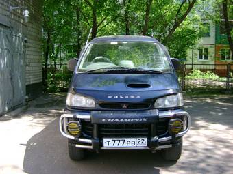 Мицубиси делика 1996