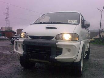 1996 Mitsubishi Delica Pics