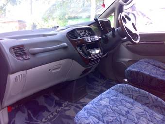 1996 Mitsubishi Delica Photos